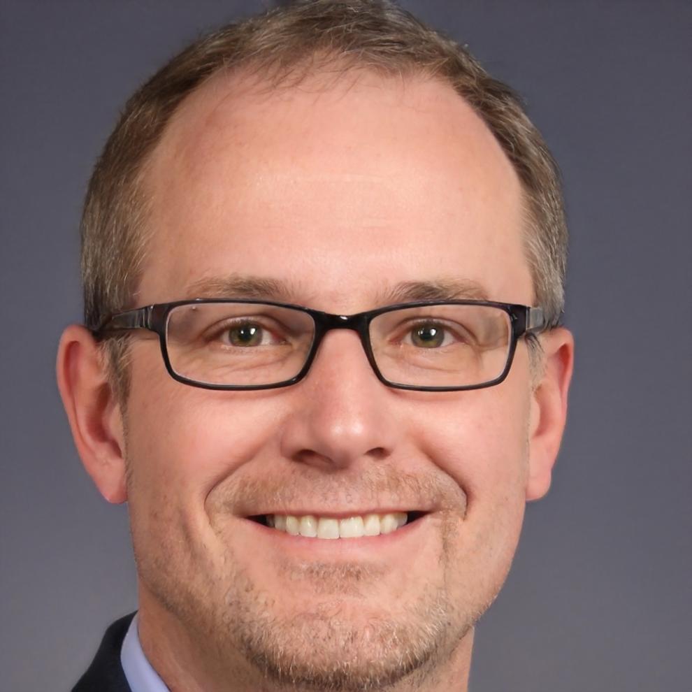 Portrait de Vincent Dubois, spécialiste en stratégie financière